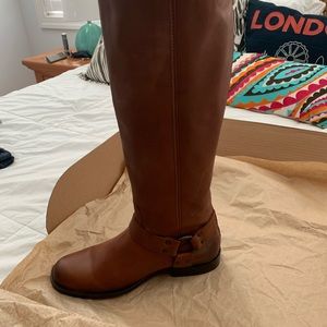 Frye Phillip Harness extended calf